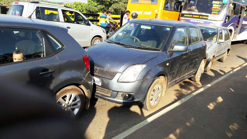 ಪಾಣೆಮಂಗಳೂರಿನಲ್ಲಿ ಸರಣಿ ಅಪಘಾತ